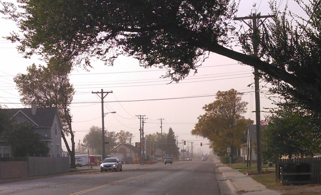 Looking west into the oncoming dust on 8th Ave North, Aberdeen, South Dakota, 2015.10.11.