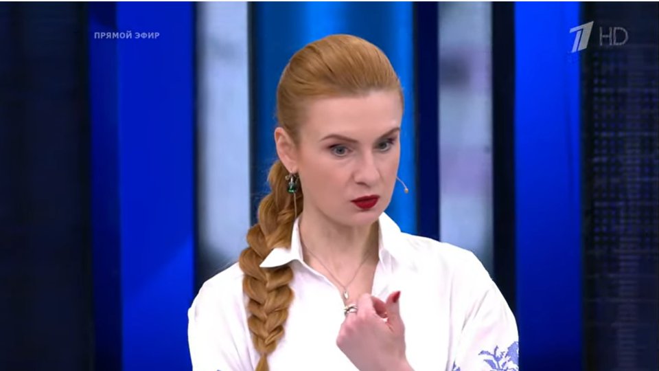 Maria Butina, child safety advocate, screen cap from Russian state TV, posted by Francis Scarr, Twitter, 2022.02.26. 