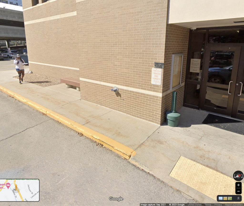 Google Maps street view, showing ashcan and bench outside Lawrence County Annex, September 2021, screen cap by CAH/DFP 2023.06.23.