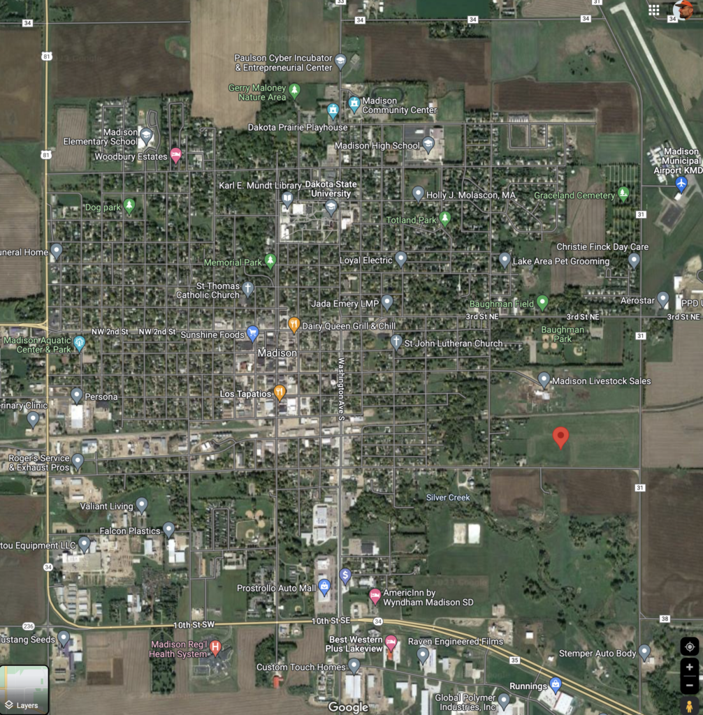 Lake County, SD, center of population 2020, coordinates from U.S. Census Bureau, mapped on Google Maps by CAH/DFP 2023.11.06.