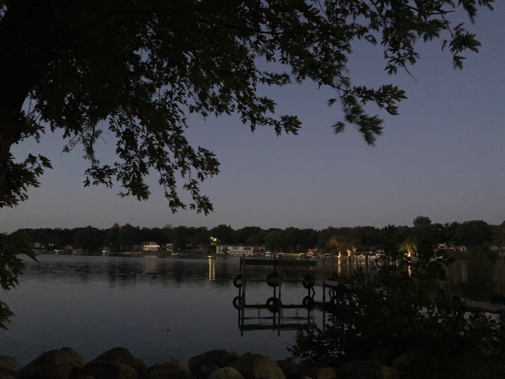 Lake Minnewashta, Iowa, at dawn, 2025.09.16.